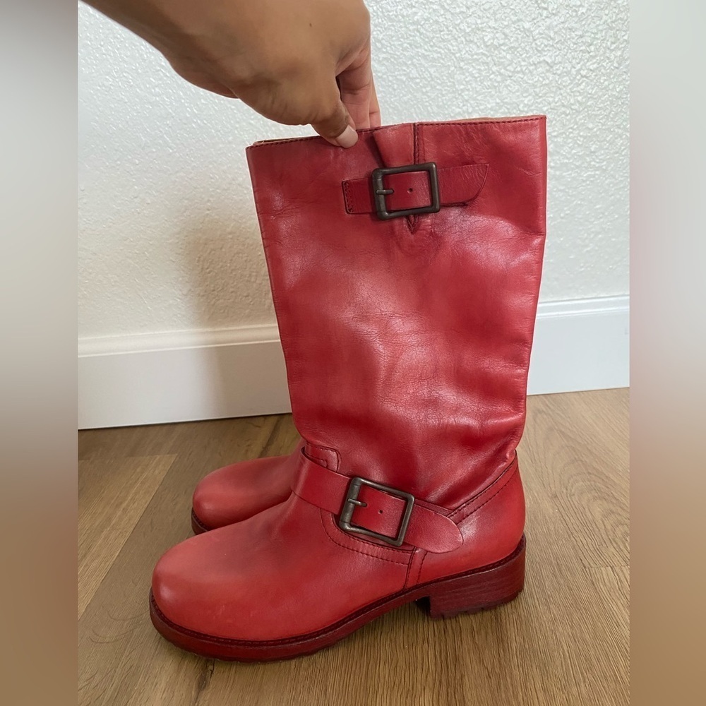 NWOT Women’s Free People Ride Or Die Engineer leather Boots in Chilli Papper Red